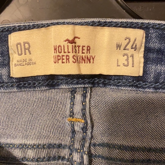 Hollister Jeans - Picture 2 of 3